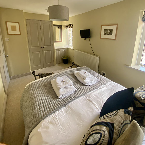 Tethera holiday cottage double bedroom